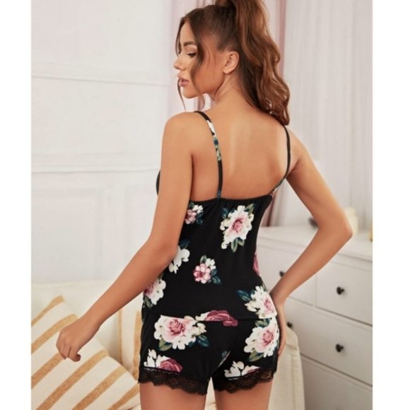 Pajama Set Cami and Shorts - Picture 2 of 5